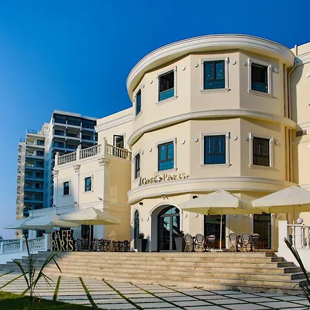 Spartacus In Caesar & Spa, Long *