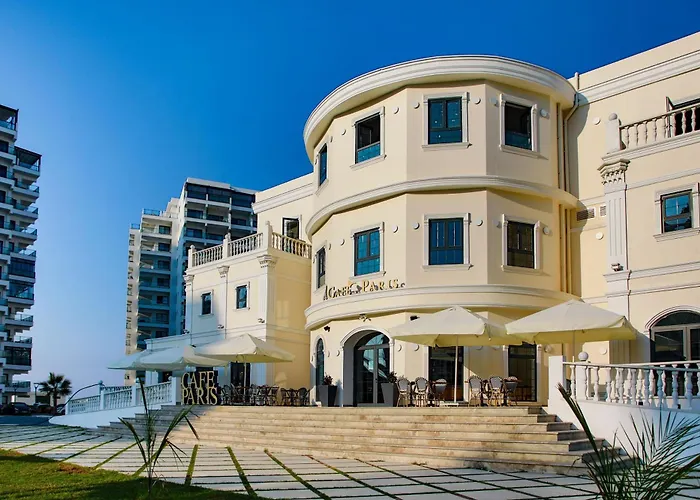 Spartacus In Caesar & Spa, Long *