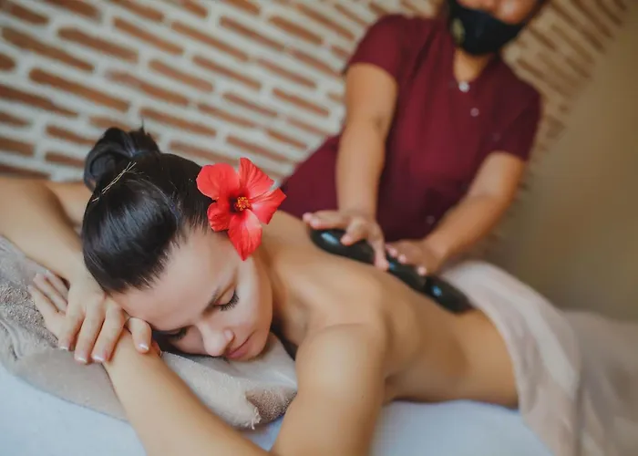 Spartacus In Caesar & Spa, Long Perivolia tou Trikomou