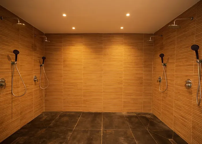 Spartacus In Caesar & Spa, Long Apartmán